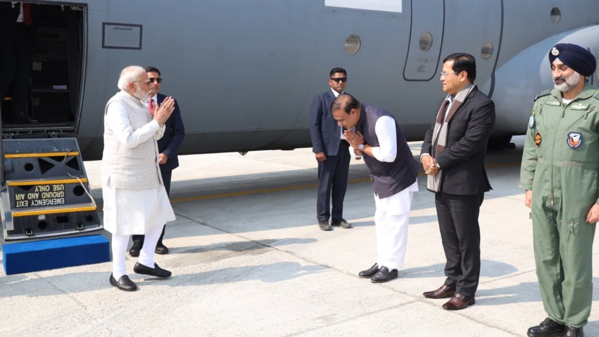 Premierminister Modi eröffnet Notlandeanlage in Assam im Wert von 100 ...