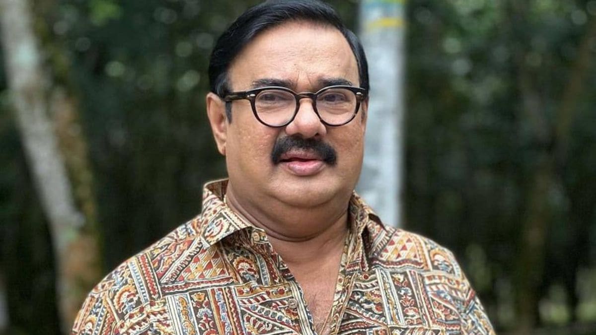 Veteran actor Maniyanpilla Raju has been booked in a hit-and-run case after 2 youths were injured in the late-night incident. (Image source: Facebook) Veteran actor Maniyanpilla Raju has been booked in a hit-and-run case after 2 youths were injured in the late-night incident. (Image source: Facebook)