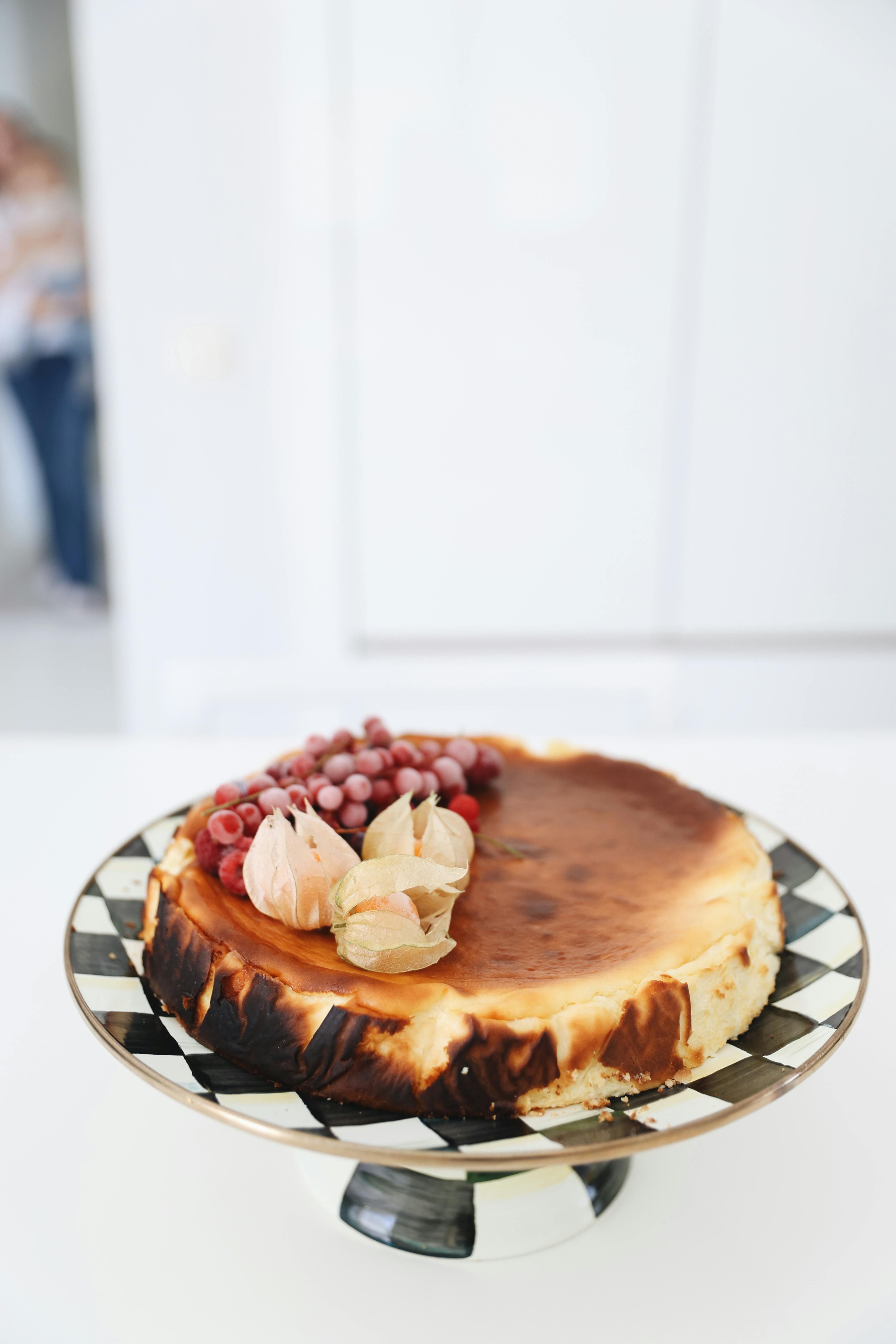 The debate started earlier this month after the 'exclusive reservation-only' model introduced by Basque Bakery came under fire. (Photo: Pexels)