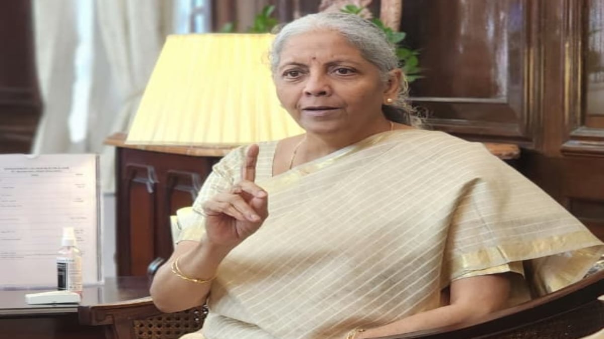 https://images.financialexpressdigital.com/2026/02/sitharaman-edttt_20260205054421.jpg?quality=100