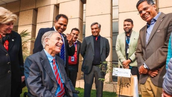 Abbott’s H-1B Freeze Could Undermine Texas’ Global Growth, Expert Warns