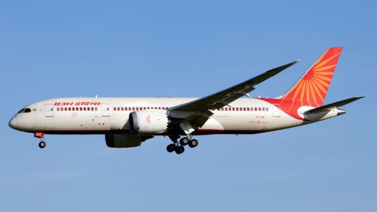 Air India Dreamliner, Boeing 787 fuel switch, UK aviation authority, UK CAA Air India, DGCA Air India, Air India safety issue, Dreamliner fuel control switch, Air India Boeing 787 inspection, UK regulator Air India, Air India aircraft safety, Boeing 787 scrutiny, Air India London flight issue