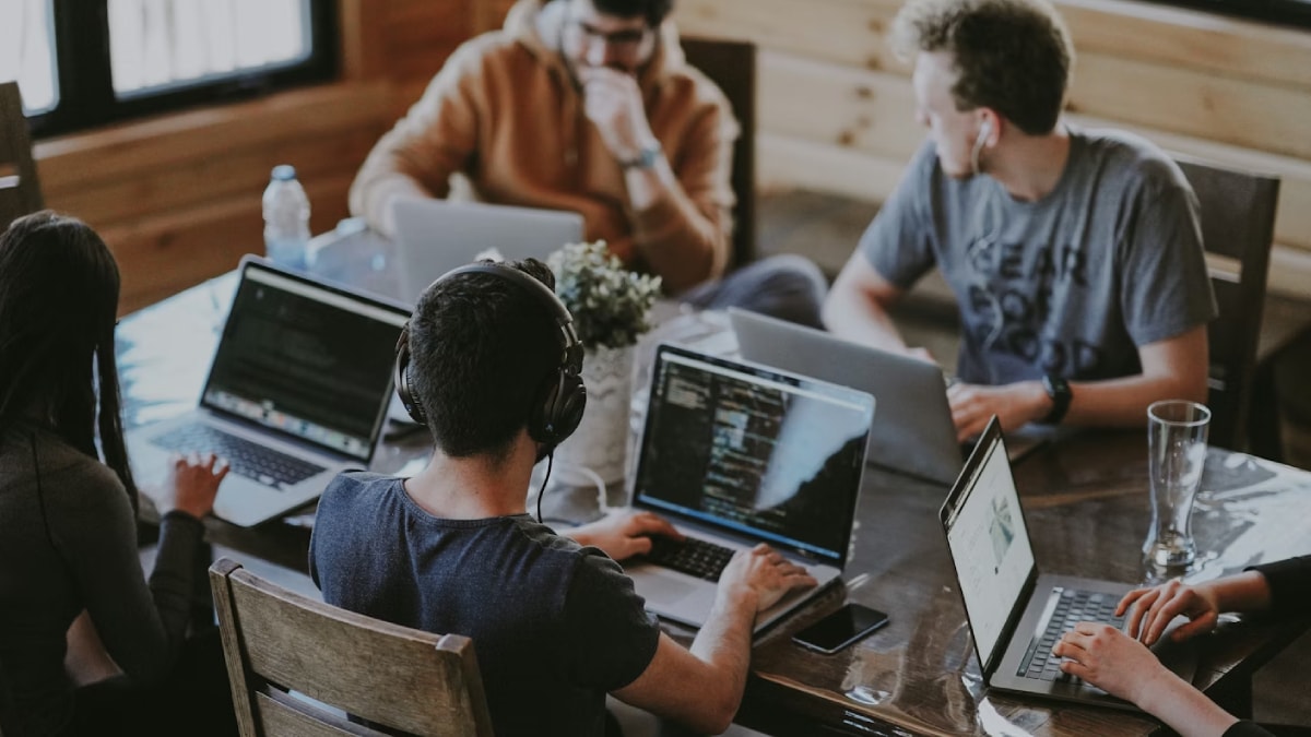 AI's Hidden Cost: How Gen Z Developers Are Losing Entry-Level Tech Jobs