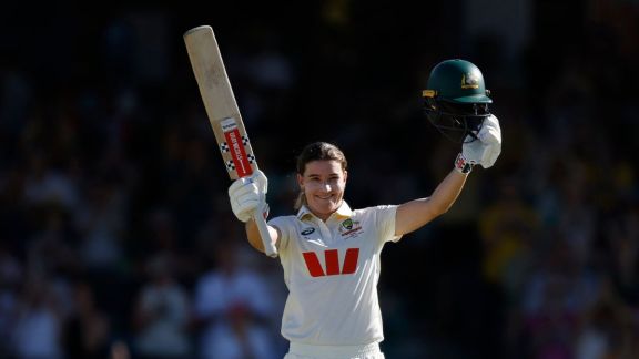 Australian cricketer Annabel Sutherland celebrating after reaching her historic third consecutive Test century against India at the WACA.