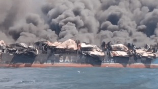 oil tanker struck by Iran_Twitter