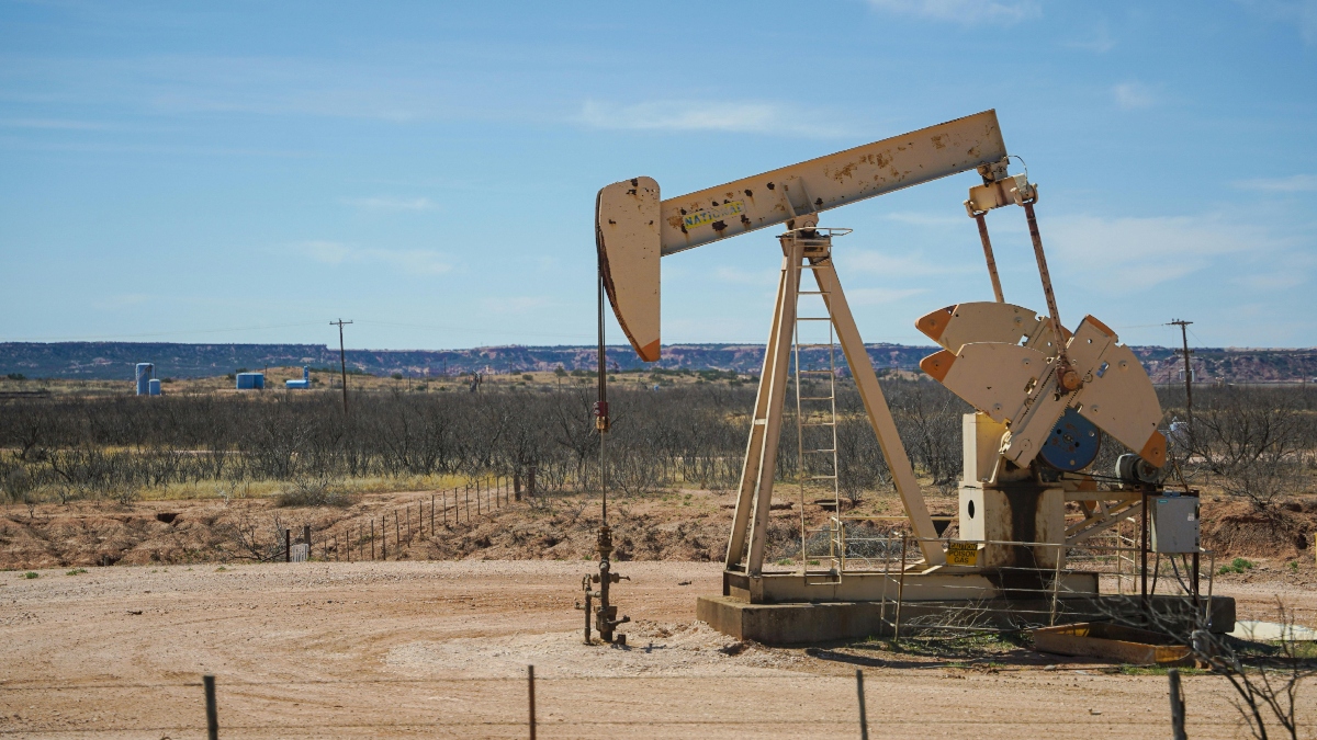 Oil prices fall from $119 peak after Trump suggests Iran war near end