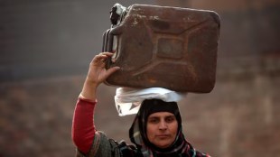 Govt lets petrol pumps sell kerosene for 60 days to tackle shortages