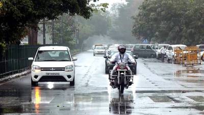 IMD weather alert: Heavy rain in West Bengal, Sikkim; storms in Odisha, Northeast India