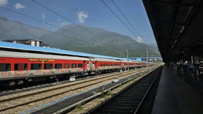 Indian Railways to upgrade 76 stations with new high-tech facilities