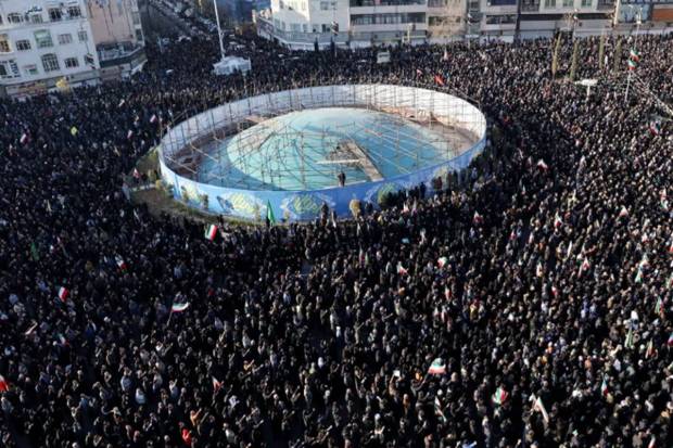 Mourners gathered in Tehran after Iran’s Supreme Leader Ayatollah Ali Khamenei was killed in Israeli and US strikes. (Photo source: Reuters)