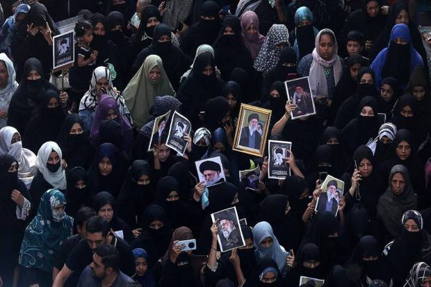 Shia Jama Masjid in Lotus Colony was the starting point of a nonviolent mourning march organised by the Govandi Muslim Youth Front in Shivaji Nagar, Mumbai, which attracted a large number of locals honouring Ayatollah Seyyed Ali Khamenei. (Express Photo) 