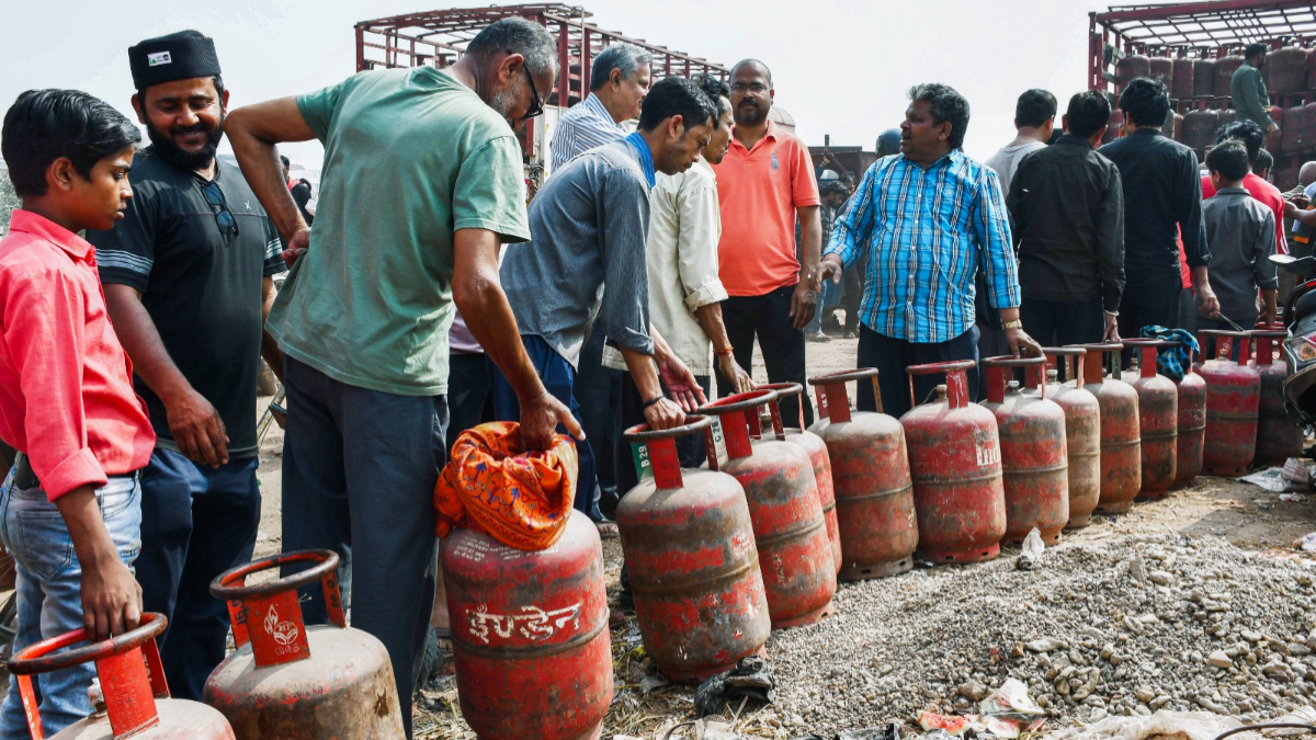 LPG shortage crisis: How to book your Indane gas cylinder online via WhatsApp in easy steps