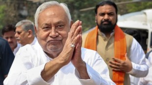 Nitish Kumar resigns