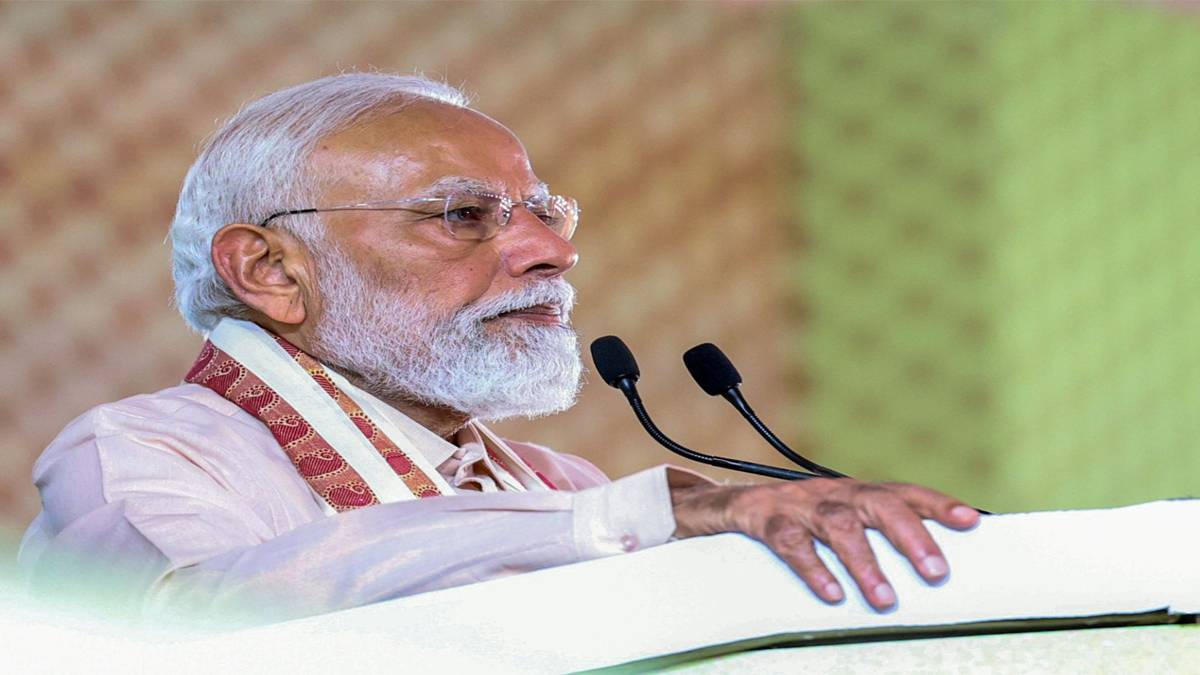 PM Modi on global crisis