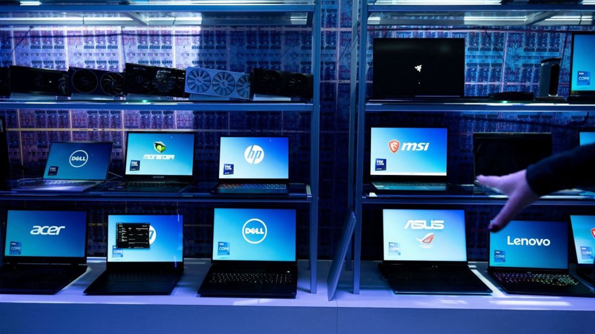IT hardware exports post 106% CAGR, with UAE accounting for over half of shipments as India expands its footprint in global electronics supply chains. IT hardware exports post 106% CAGR, with UAE accounting for over half of shipments as India expands its footprint in global electronics supply chains.