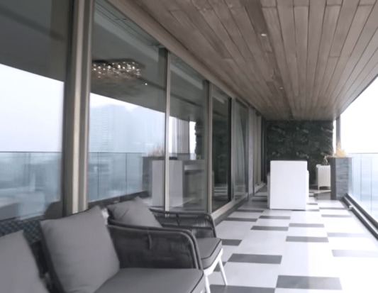 sunny leone mumbai home