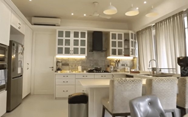 sunny leone mumbai home