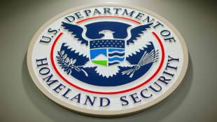 Trump administration gets legal boost on detention rule