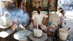 Chai wallahs are shutting down as Hormuz crisis starves India’s street-food vendors