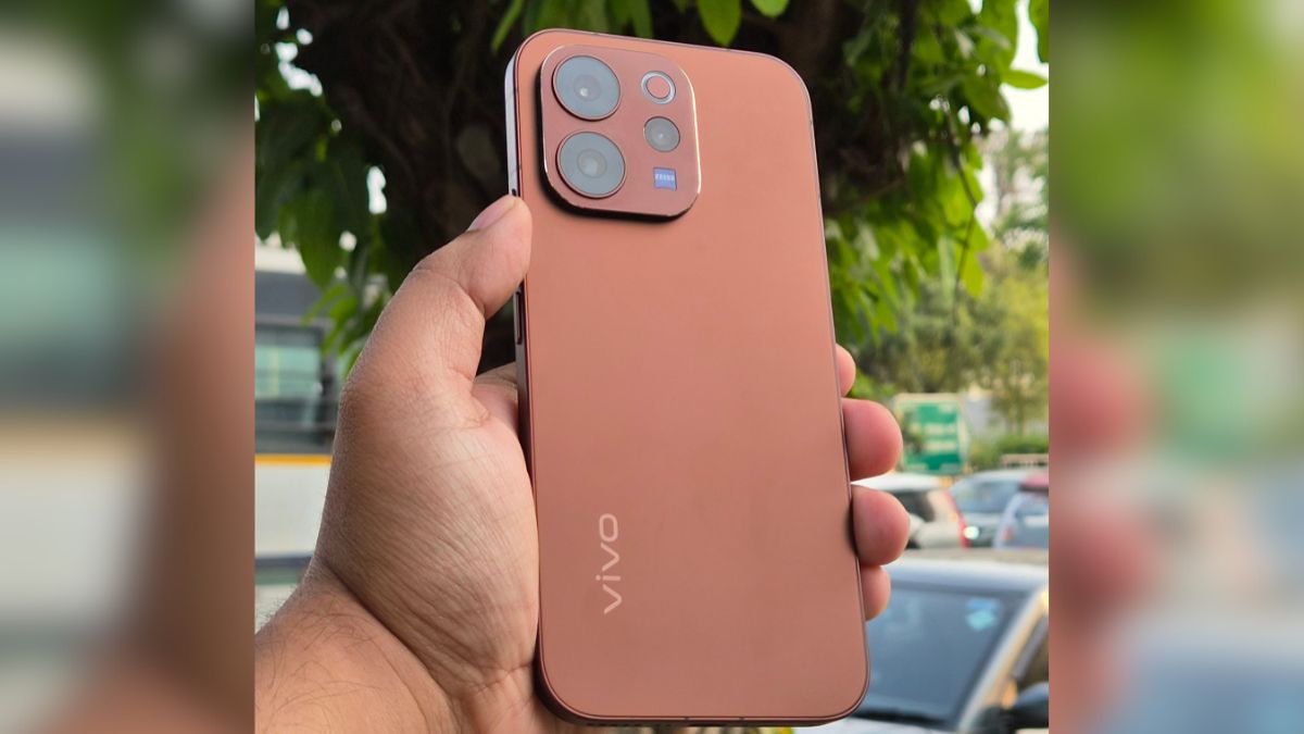 Vivo V70 5G Review: A Camera and Display Focused Mid-Range Contender - Technology News | The Financial Express