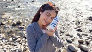 bhumi pednekar backbay water