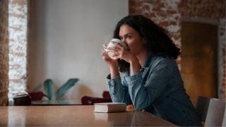 Inside the High-Growth World of Coffee Tech: Why Investors are Betting on the 'Pipes' of the Cafe Boom