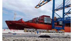 Indian Exports Worth $58 Billion at Risk as Hormuz Blockade Traps 140 Ships