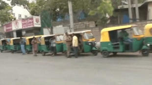 Long queue of autorickshaws at Bengaluru petrol pump