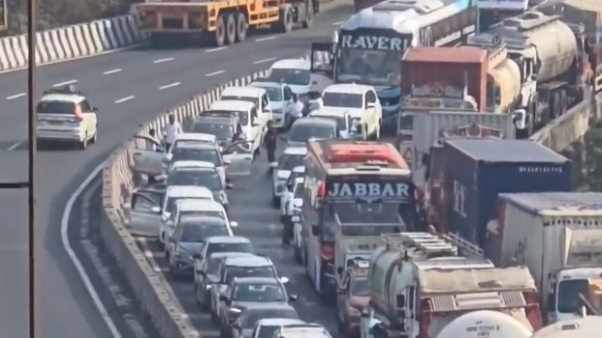Eröffnung des Delhi–Dehradun Expressways: Verkehrsbehinderungen und ...