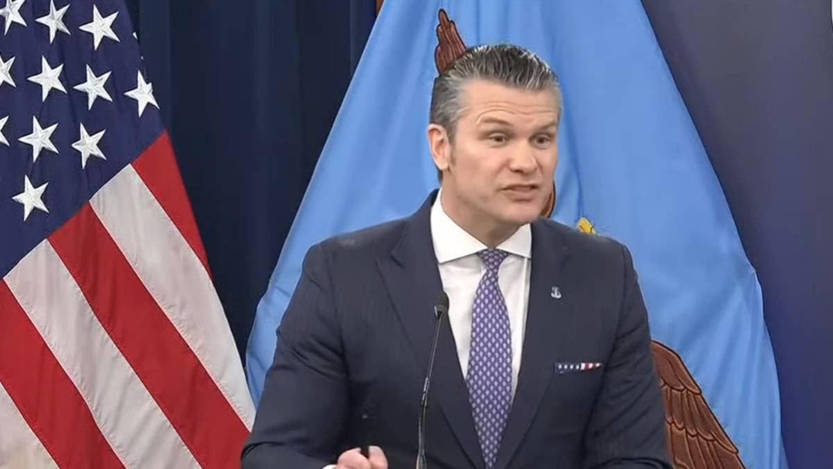 Hormuz Tensions Escalate: Global Markets Brace for Impact as Iran-US Standoff Deepens