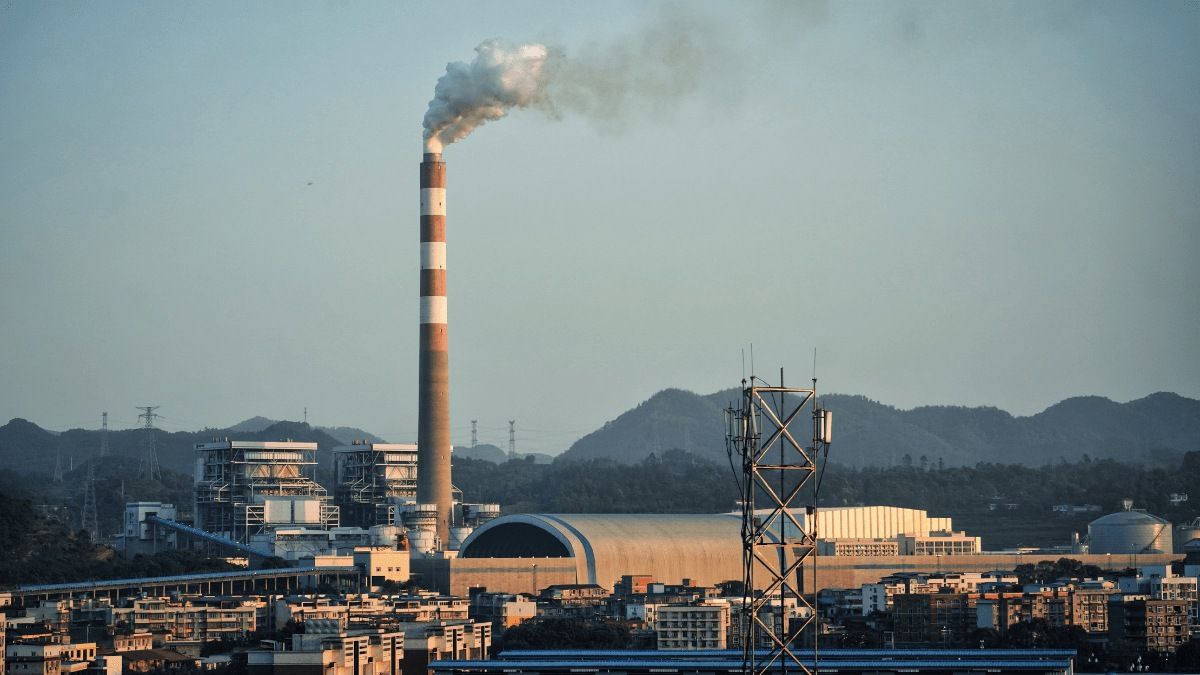 Four of eight core industries contracted in March as fertiliser, coal and crude output declined, with economists flagging supply constraints and high energy costs as key pressures on growth. Four of eight core industries contracted in March as fertiliser, coal and crude output declined, with economists flagging supply constraints and high energy costs as key pressures on growth.