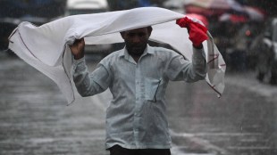 Weather Update April 7: Delhi-NCR wakes up to light rainfall; IMD warns of thunderstorms, possible hail - Check state-wise prediction in Bengaluru, Mumbai, and West Bengal 