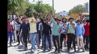 Centre fast-tracking national floor wage rate after Noida unrest - Will workers see a sharp hike?