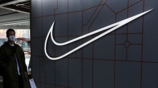 Nike cuts 1,400 jobs