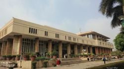 Delhi High Court clarifies RTE scope, says school selection not a right; relief denied in EWS category admission case