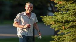 Netflix’s co-founder Reed Hastings exits after 29 years, stock drops 9% despite strong earnings