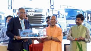 tata motors, yogi adityanath, uttar pradesh cm yogi adityanath, up cm, yogi adityanath in tata motors event