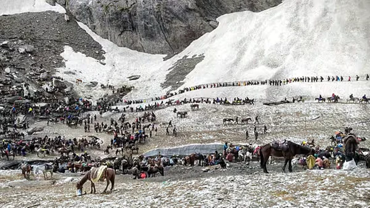 Amarnath Yatra 2026: 57-day pilgrimage to begin from July 3, registrations for devotees to open from April 15 Amarnath Yatra 2026: 57-day pilgrimage to begin from July 3, registrations for devotees to open from April 15