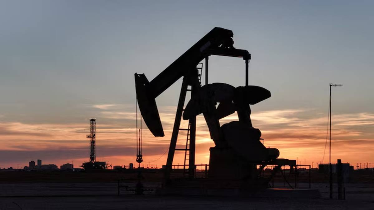 Oil prices fall 10%, stocks rise as Iran says Strait of Hormuz is ...
