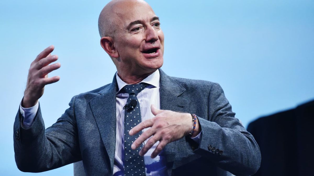 Jeff Bezos thinks your 4am alarm is a mistake Jeff Bezos thinks your 4am alarm is a mistake