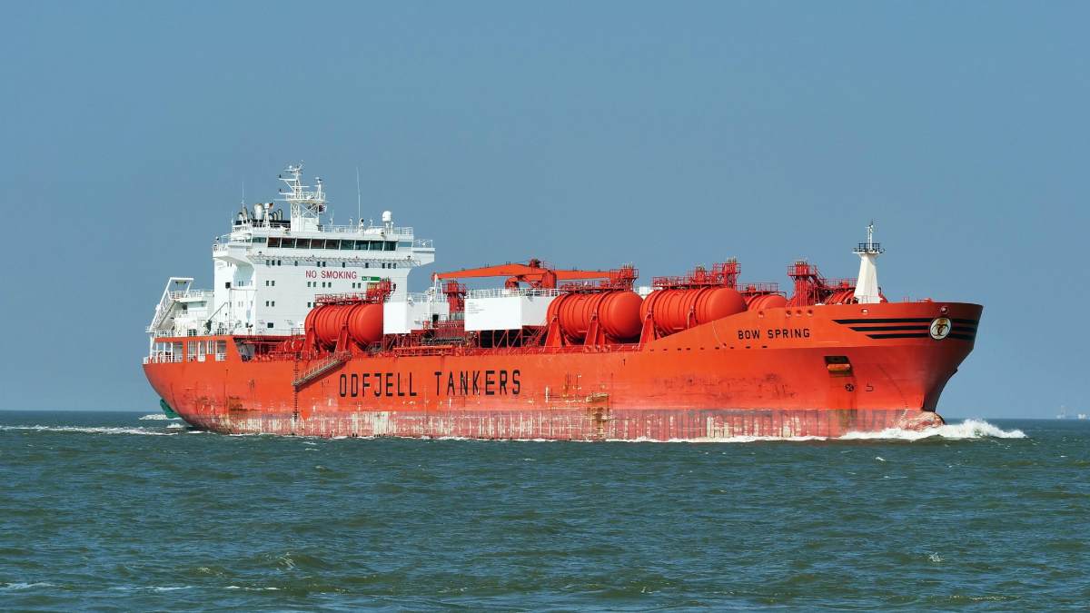 https://images.financialexpressdigital.com/2026/05/LNG_tanker.jpg