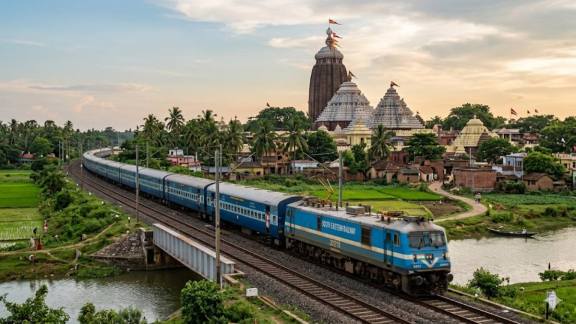 Indian Railways, Railways, East Coast Railway, Puri, Odisha, Patna, Bihar, weekly train, special train
