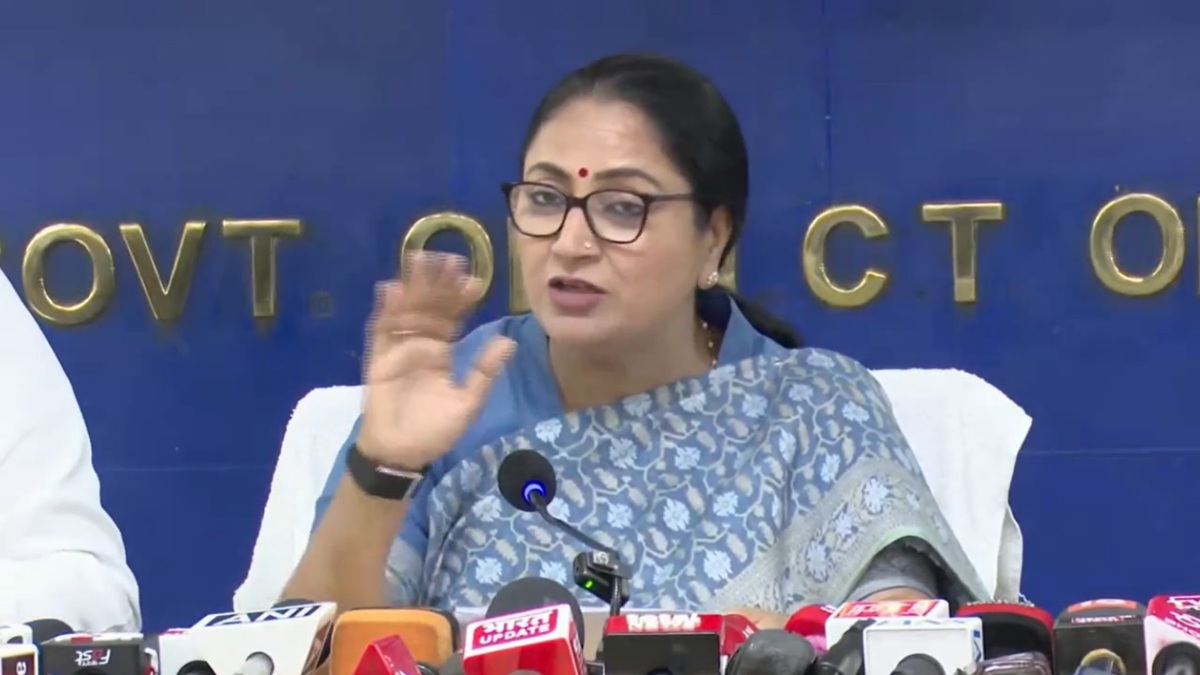 CAG Report Highlights Slower Growth and Declining GDP Share of Delhi in 2024-25