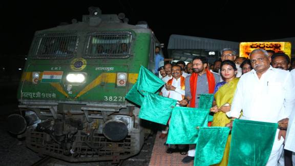 Indian Railways, Railways, Telangana, Andhra Pradesh, New weekly direct train
