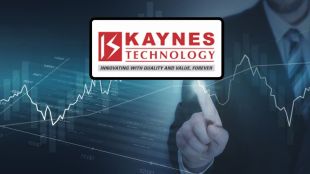 A financial graphic showing the Kaynes Technology logo with a red downward arrow, highlighting the 22% profit dip and a graphic representation of the 500-day receivable cycle in the smart meter segment.
