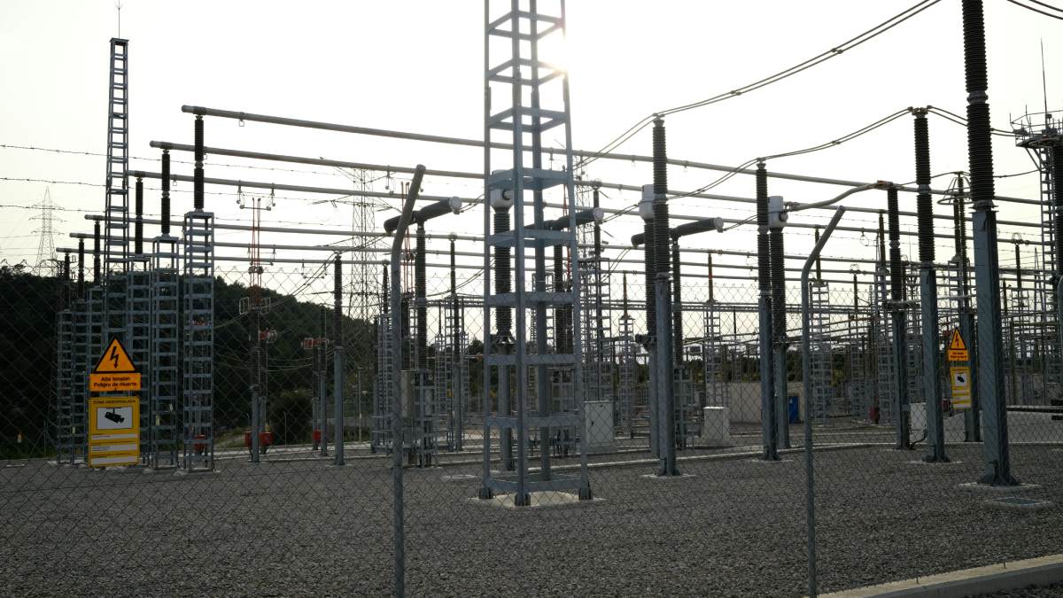 The country’s rail network has already expanded to about 69,439 route kilometres as of early 2025, with most of it now electrified. The country’s rail network has already expanded to about 69,439 route kilometres as of early 2025, with most of it now electrified.