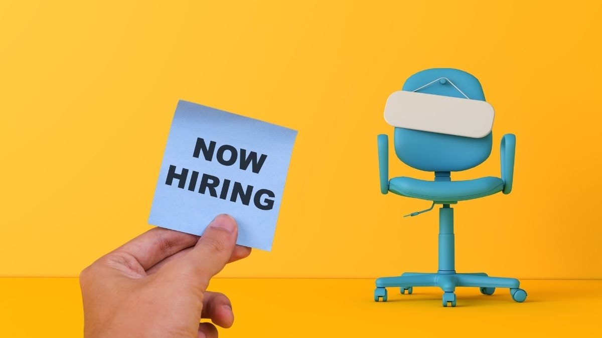 Hiring trends: White-collar hiring grows 6% in April - AI- Machine Learning jobs grow 32%