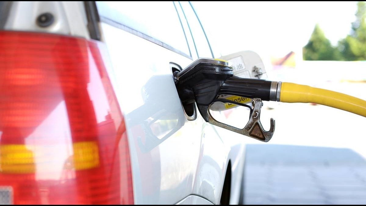 https://images.financialexpressdigital.com/2026/05/petrol.jpg
