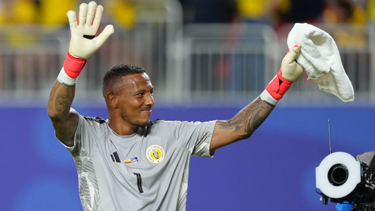 Germany Qualify for Knockouts as Netherlands, Japan Win; Curacao Earns Historic Draw