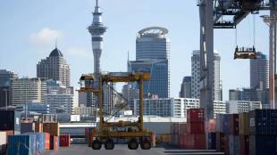 Immigration New Zealand, Skilled Migrant Category, wage thresholds, qualifications, work experience, self-employment, Trades and Technician pathway, Skilled Work Experience pathway, skilled migrants, residence visa